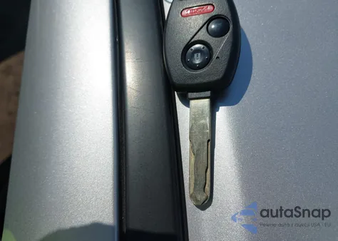 2011 Honda Civic Lx z USA, uszkodzony, nr VIN 2HGFG1B60BH515853